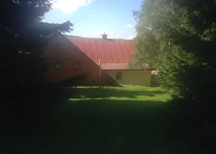 Πανσιόν Yveta - Depandance Horske Zatisi 3*